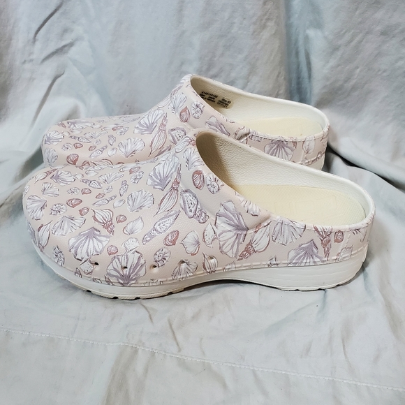COPY - Dansko Women's molded sea shells EVA clog size 40 - Picture 2 of 10